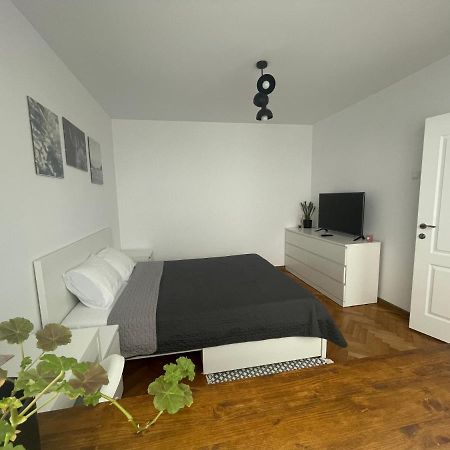 Apartament De Lux Semicentral Iasi Eksteriør billede